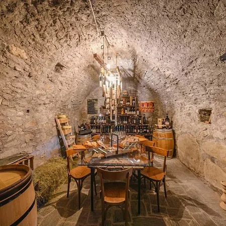 Ristorante Grotto فندق Miralago