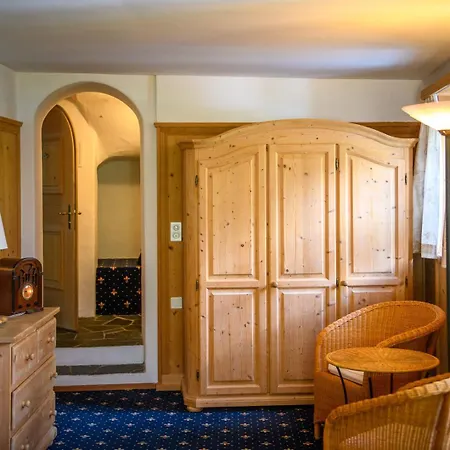 Hotel Ristorante Grotto 3*